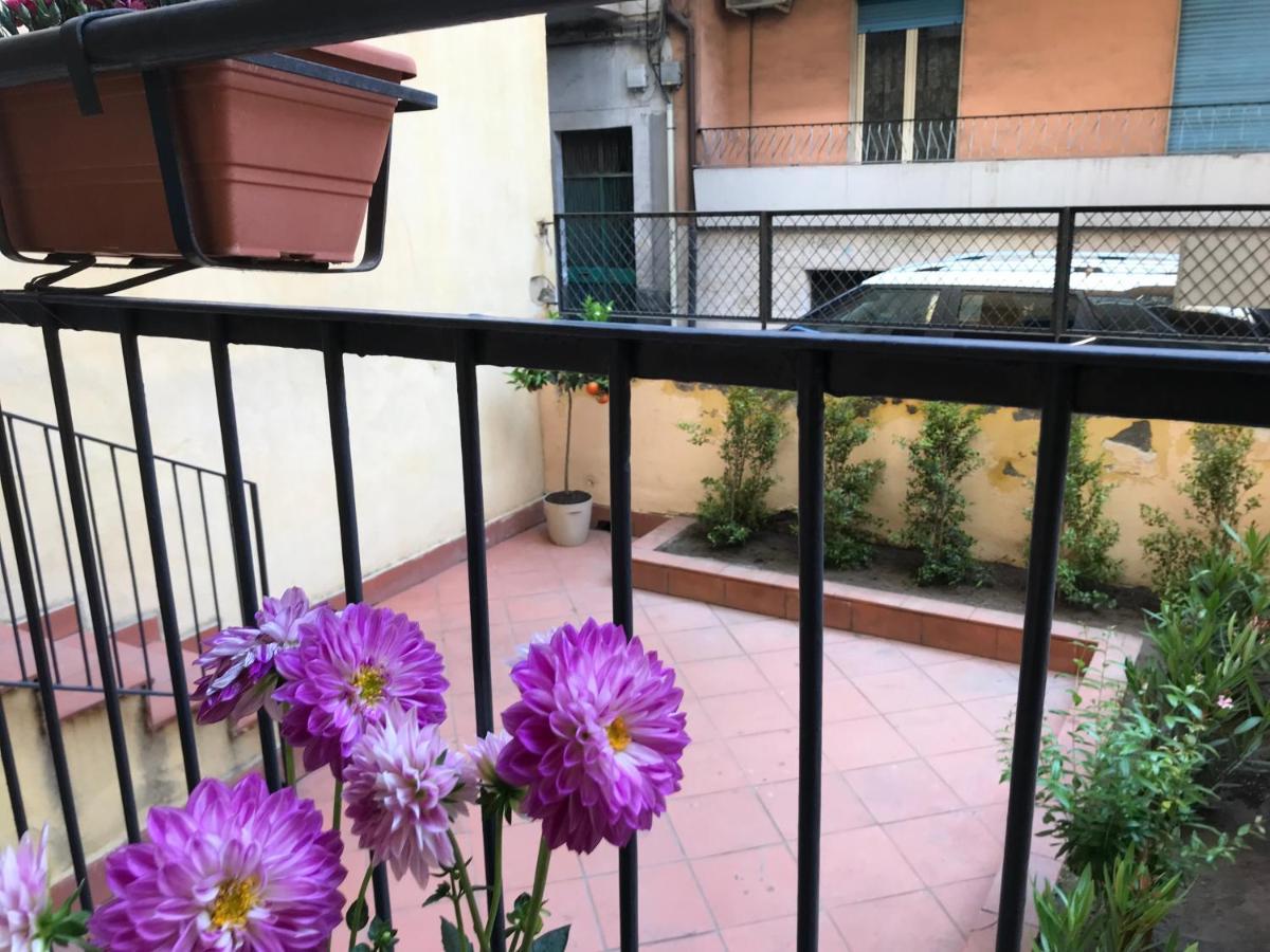 Dr House Apartment Catânia Exterior foto